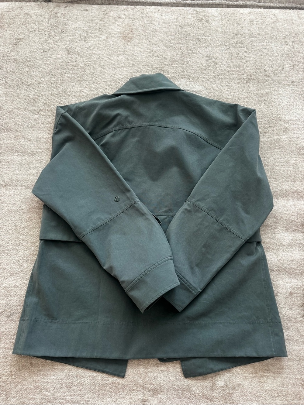 Lululemon jacket - Picture 2 of 3